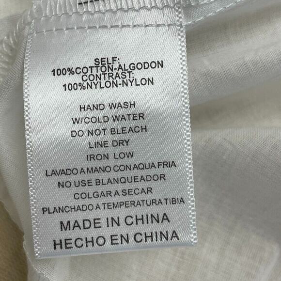 Mistic Prysm Blouse Womens Small White Cold Shoulder Lace Pleated Button Up NEW - Picture 11 of 11